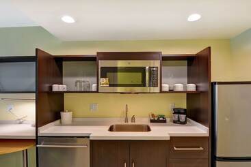 هتل Home2 Suites By Hilton Hilton Head