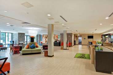 هتل Home2 Suites By Hilton Hilton Head
