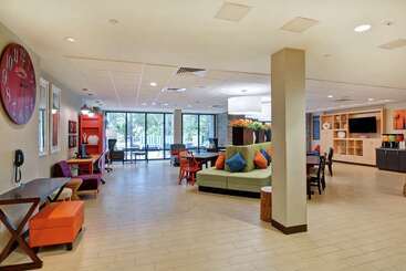 هتل Home2 Suites By Hilton Hilton Head