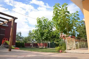 B&b Lara Santola