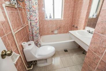 Inestin Shanghai Apt Hongfeng Road