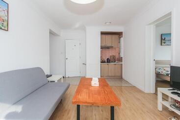 Inestin Shanghai Apt Hongfeng Road