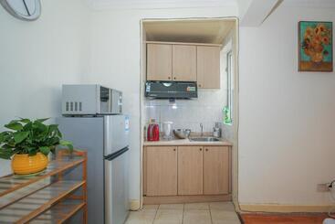 Inestin Shanghai Apt Hongfeng Road