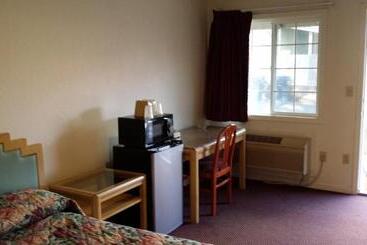 مُتل Redwood Inn Willits