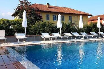 پانسیون Locanda Ferro Uno, Golf Città Di Asti