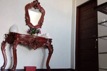 هاستل Casa Sarmiento Travelers Inn