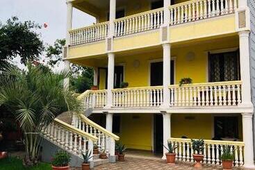 پانسیون George's House