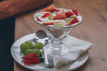 پانسیون Herms Restaurant & Boutique