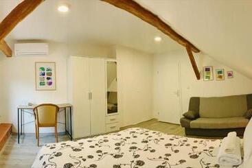پانسیون Lina Rooms Hostel