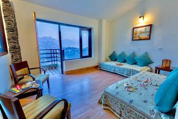 Rosewood Retreat Bhimtal