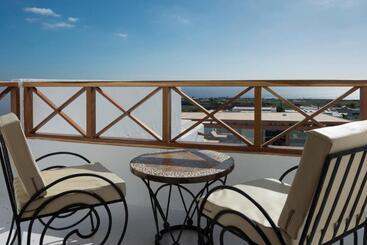 Finca Isolina Hotel Boutique   Adults Recommended