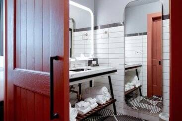 The Chicago Hotel Collection Wrigleyville