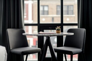 The Chicago Hotel Collection Wrigleyville