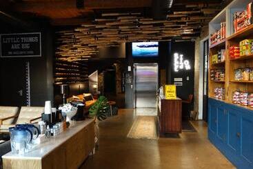 The Chicago Hotel Collection Wrigleyville