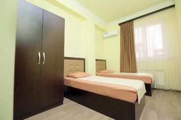 هاستل Mbm Hotel Yerevan