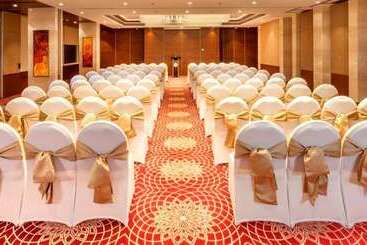 Lemon Tree Hotel Lucknow