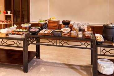 Lemon Tree Hotel Lucknow