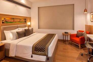 Lemon Tree Hotel Lucknow