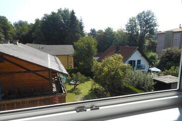 تختخواب و صبحانه Seebär Velden