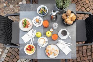هتل Lingers Suites & Residence
