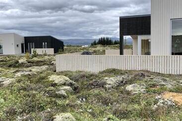 پانسیون Kerbyggd: Luxury House And Cottage In Golden Circle