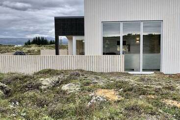 پانسیون Kerbyggd: Luxury House And Cottage In Golden Circle