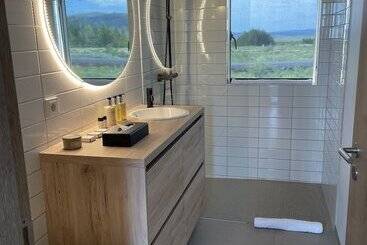 پانسیون Kerbyggd: Luxury House And Cottage In Golden Circle