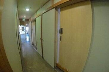 پانسیون Narita Sando Guesthouse