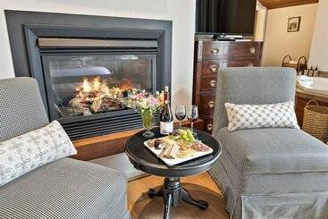 هاستل Mccully House Inn