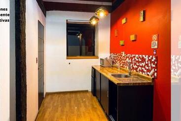هاستل Suites Aldama