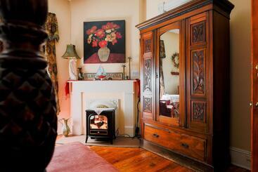 تختخواب و صبحانه Magnolia House Inn