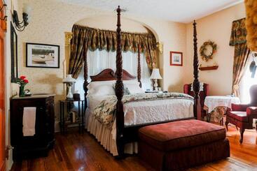 تختخواب و صبحانه Magnolia House Inn
