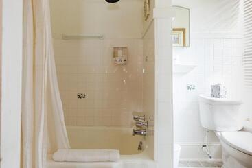 تختخواب و صبحانه Magnolia House Inn