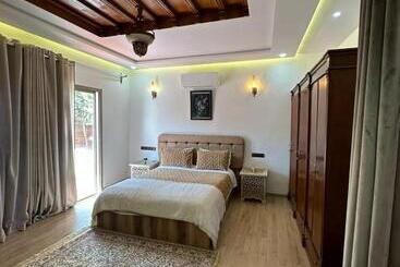 هتل Maison D Hôtes La Ferme Aziza
