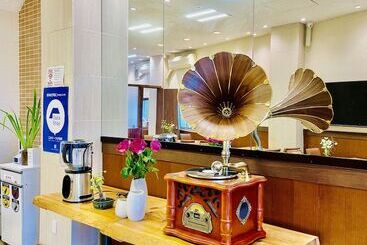 پانسیون Hostel And Cafe Izu No Umi
