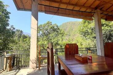 پانسیون Sugi Gede Homestay