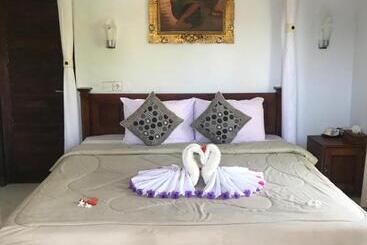 Sugi Gede Homestay - Singaraja