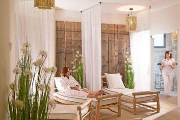 هتل Domaine Tarbouriech, Demeure & Spa