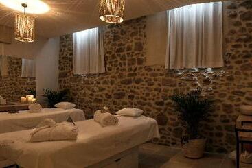 هتل Domaine Tarbouriech, Demeure & Spa