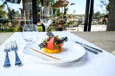 هتل Domaine Tarbouriech, Demeure & Spa