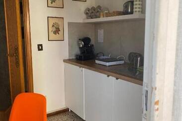 پانسیون Affittacamere Room Ospedale Maggiore