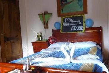 پانسیون Hostal Casa Cultural Mindo
