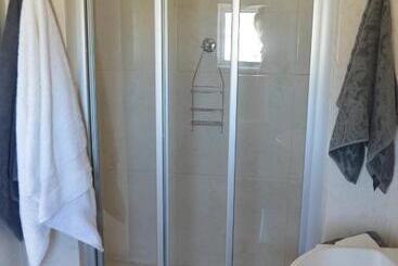 پانسیون Villelodge Accommodation