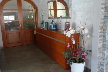 هاستل Hostal Internacional