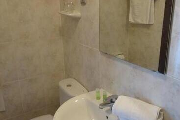 هاستل Hostal Internacional