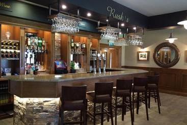 تختخواب و صبحانه Clogher Valley Golf Club