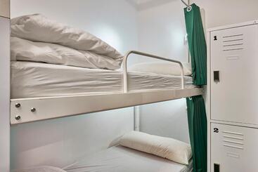 هاستل Hola Hostal Collblanc
