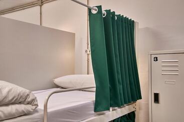 هاستل Hola Hostal Collblanc