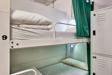هاستل Hola Hostal Collblanc