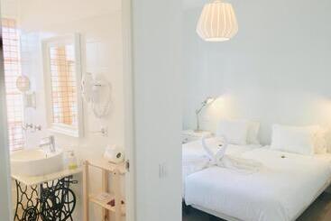 El Hotelito 27